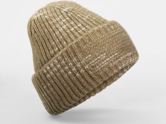 Bonnet tricoté avec zone de marquage