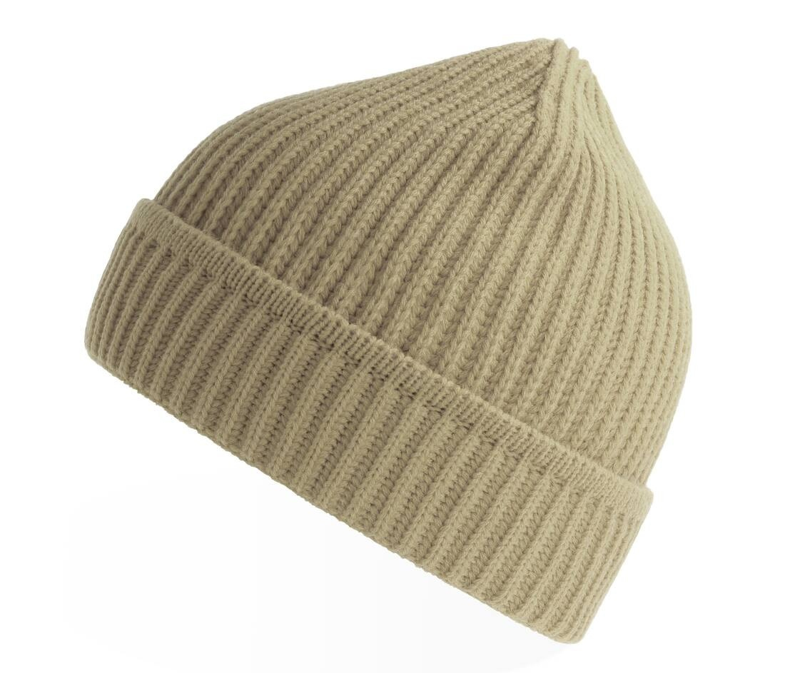 Bonnet en tricot thumb
