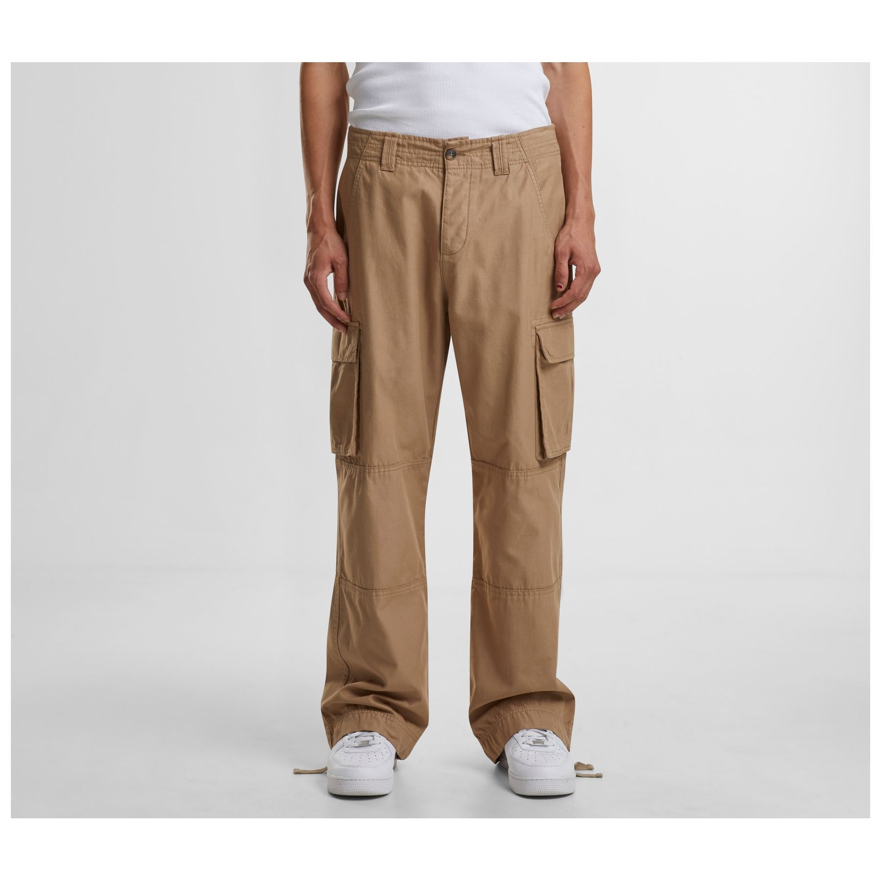 Classic cargo pants thumb