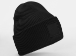 Bonnet avec empiècement carré