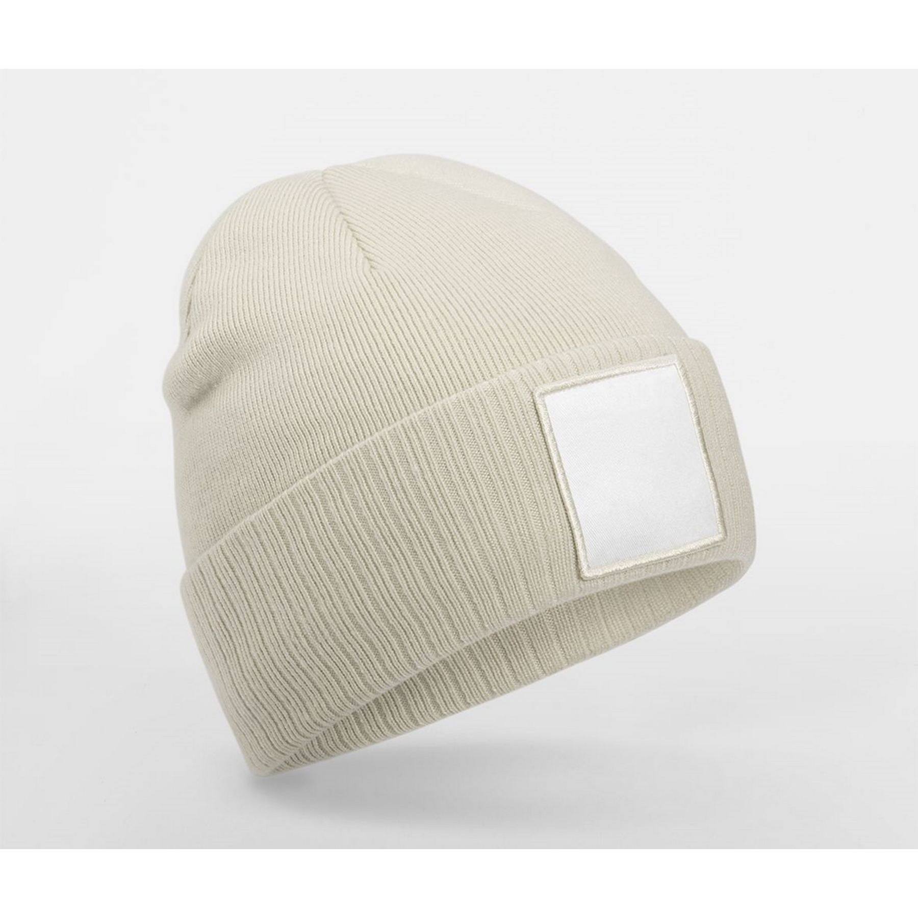 Bonnet tricoté avec empiècement