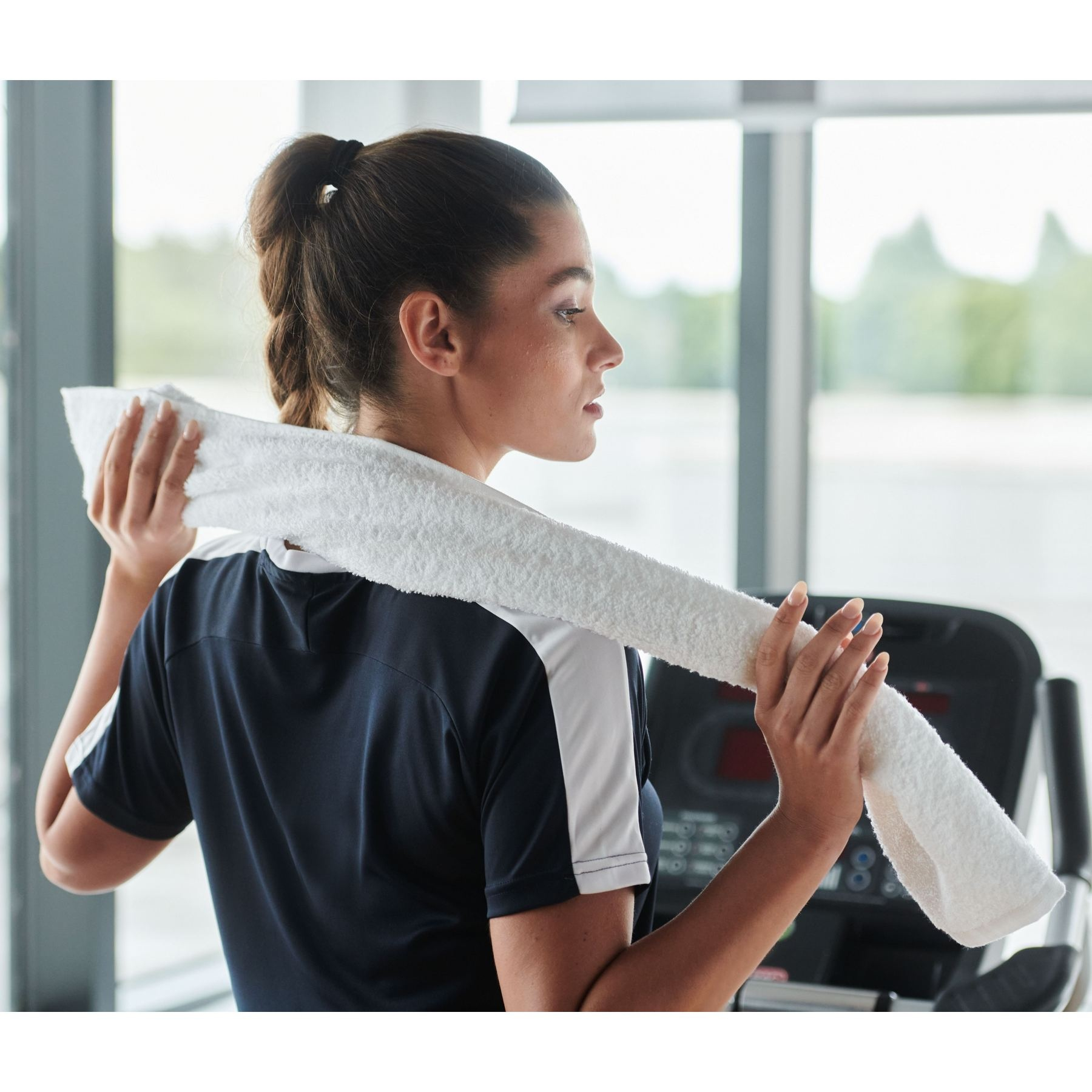 Serviette de sport avec poche thumb