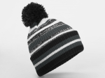 Bonnet avec pompon pour supporters
